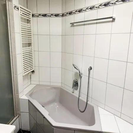 Comfort In Lauf * لاوف آن در بغنيتز
